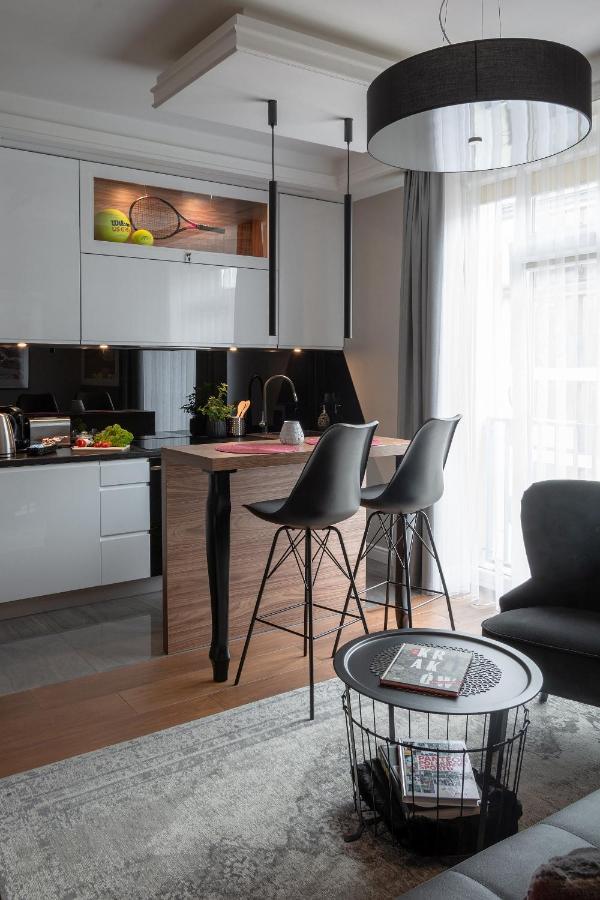 Superior Apartment
